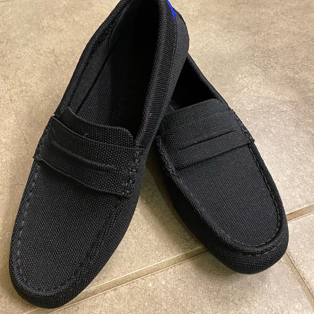 Men’s size 7 Rothy’s black drives. Fits women sizes 8/8.5. New without box $90